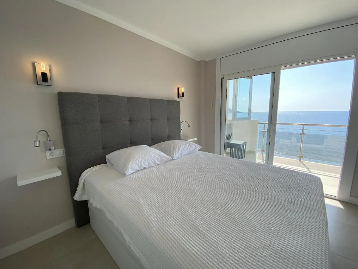 Roses Europa 60 Apartment 0*,