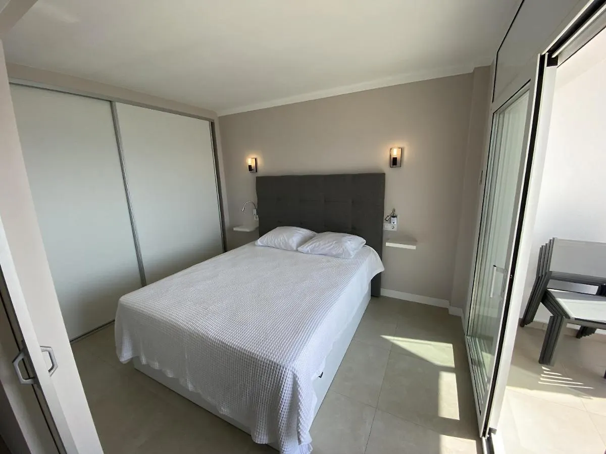 Roses Europa 60 Apartment 0*,  Spain